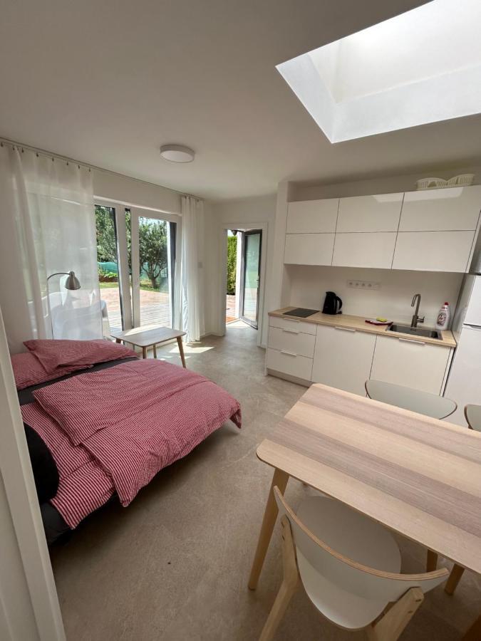 Red Travel Apartment Dvůr Králové nad Labem Eksteriør billede